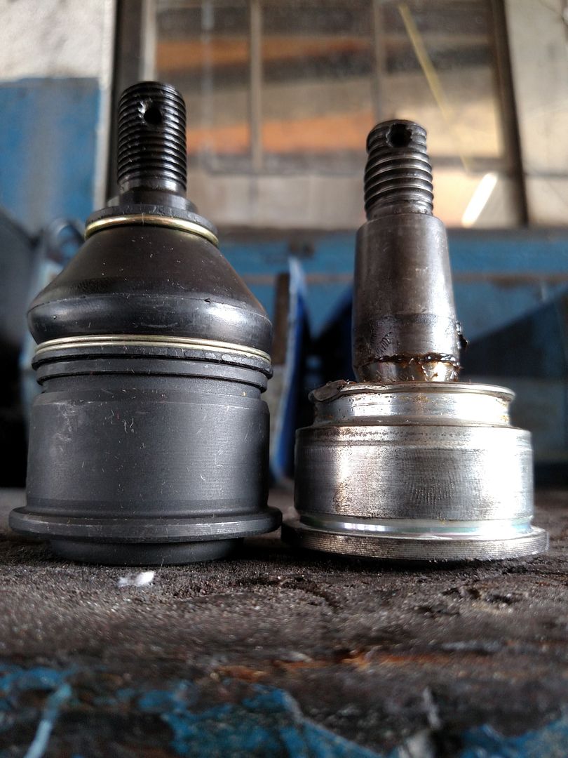 0506 RSXS Front lower ball joint replacement Acura RSX, ILX and